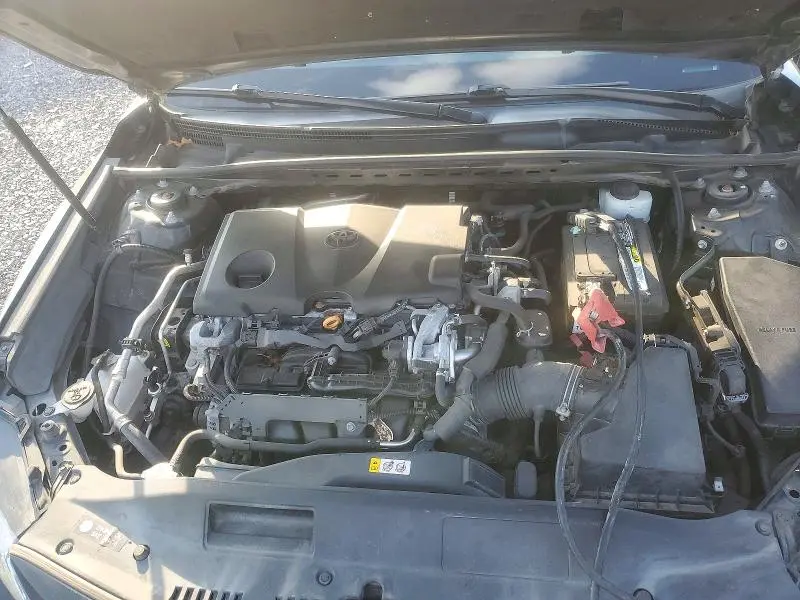 2019 TOYOTA CAMRY XLE  
