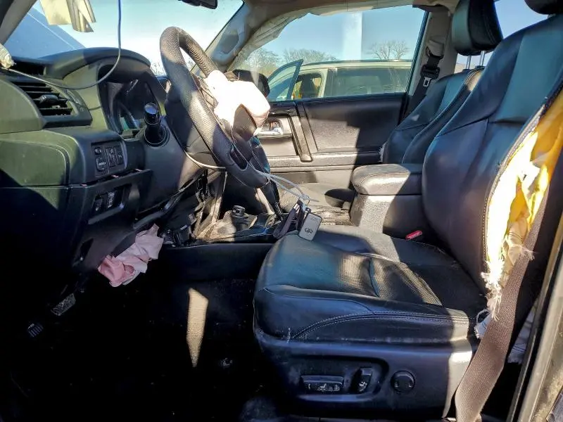 2019 TOYOTA 4RUNNER SR5/SR5 PREMIUM  