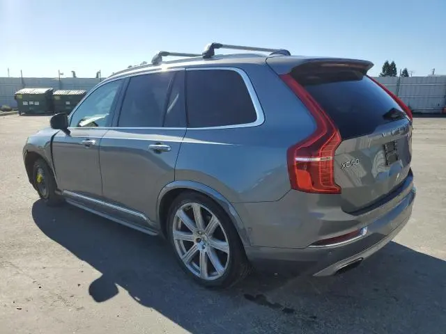 2017 VOLVO XC90 T6  