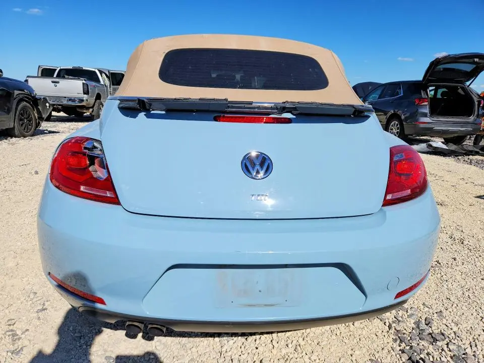 2013 VOLKSWAGEN BEETLE   