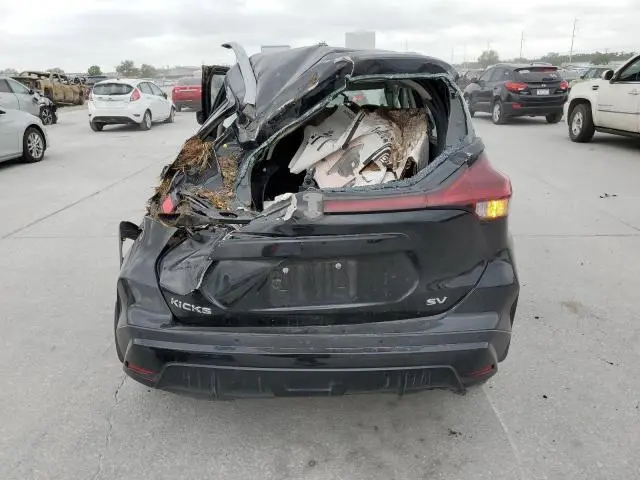 2021 NISSAN KICKS SV  