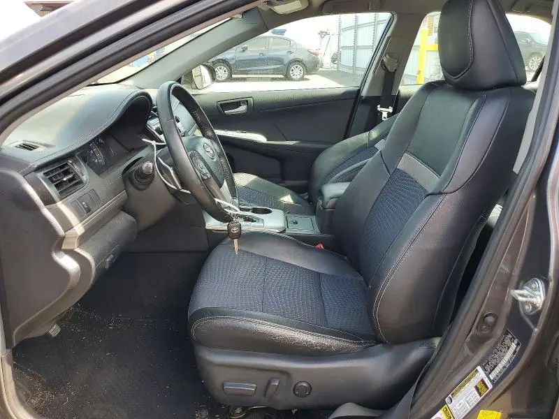 2012 TOYOTA CAMRY SE  