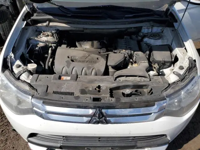 2015 MITSUBISHI OUTLANDER SE  
