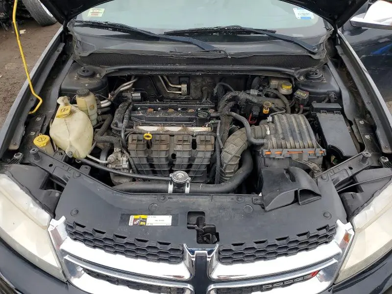 2014 DODGE AVENGER SE  