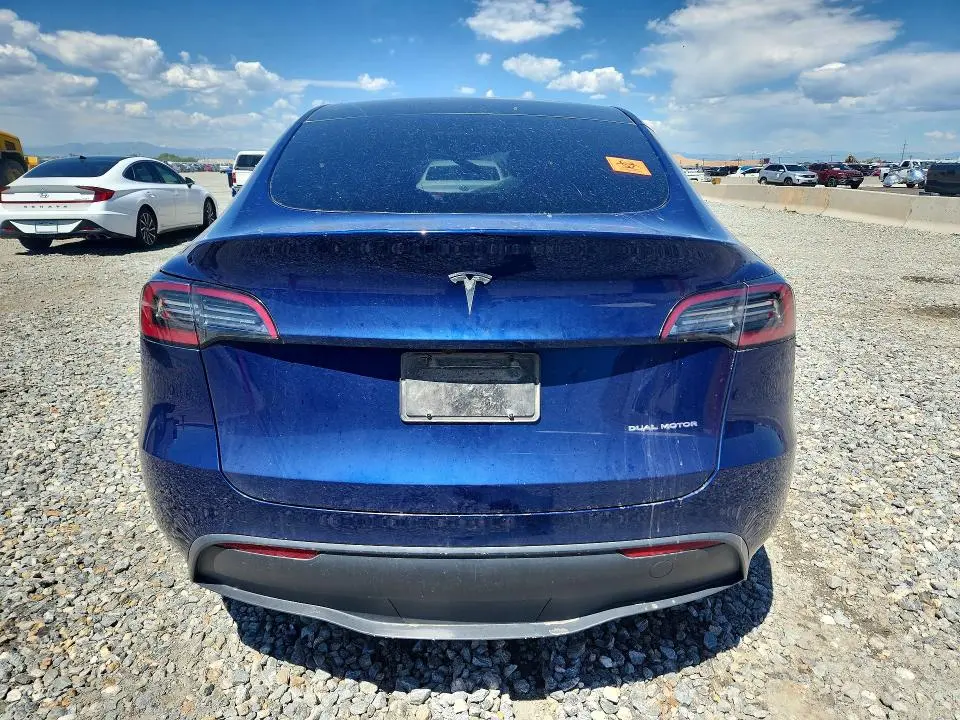 2024 TESLA MODEL Y   