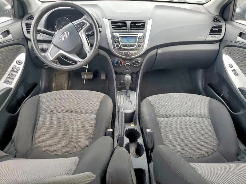 2012 HYUNDAI ACCENT GS  