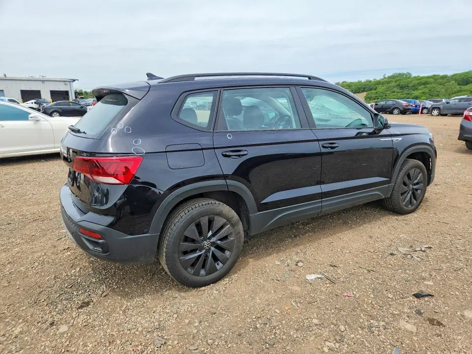 2024 VOLKSWAGEN TAOS S  