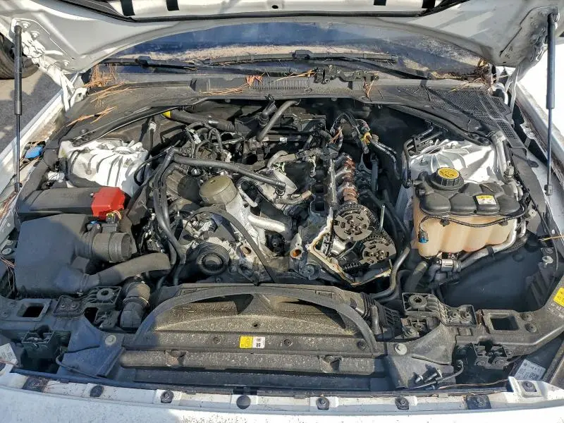 2017 JAGUAR XE PREMIUM  