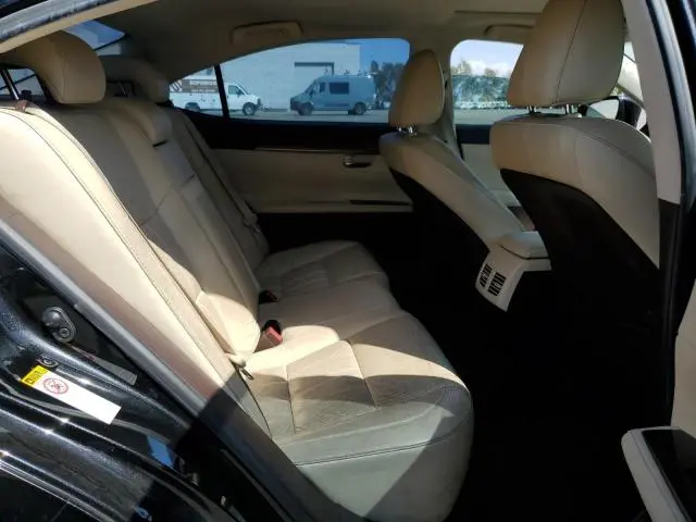 2016 LEXUS ES 300H  