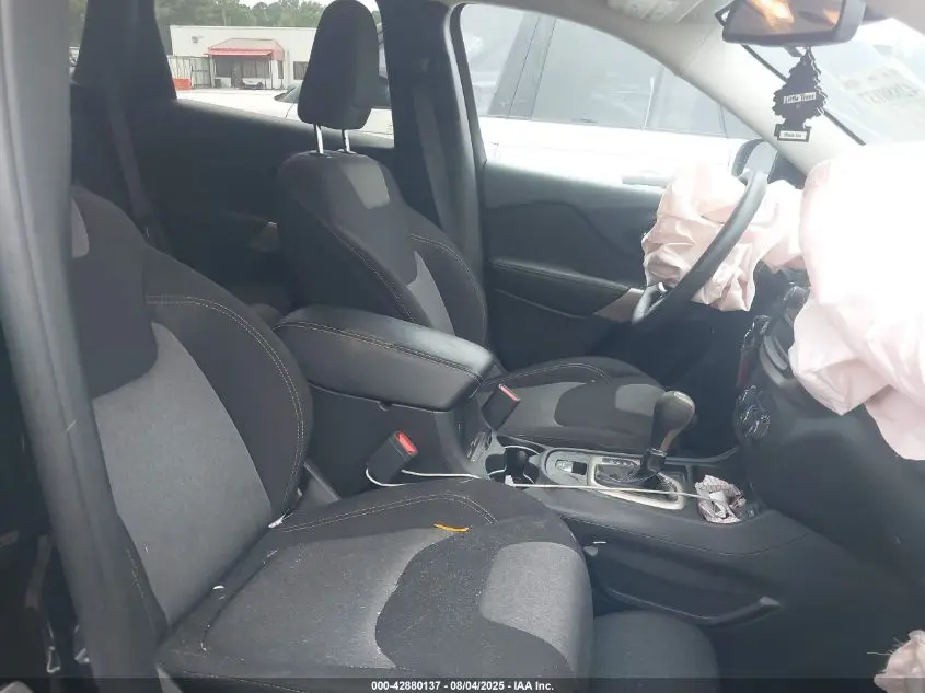 2017 JEEP CHEROKEE SPORT FWD