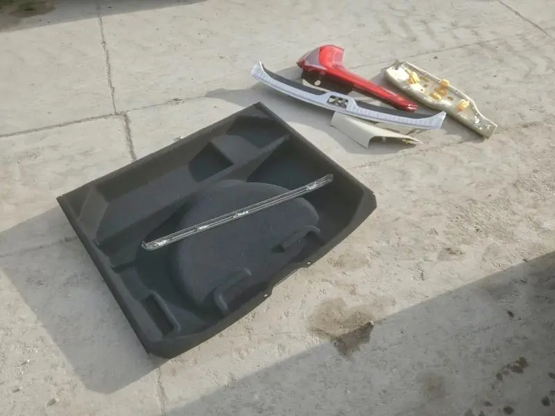 2015 VOLVO XC60 T6 PREMIER+  