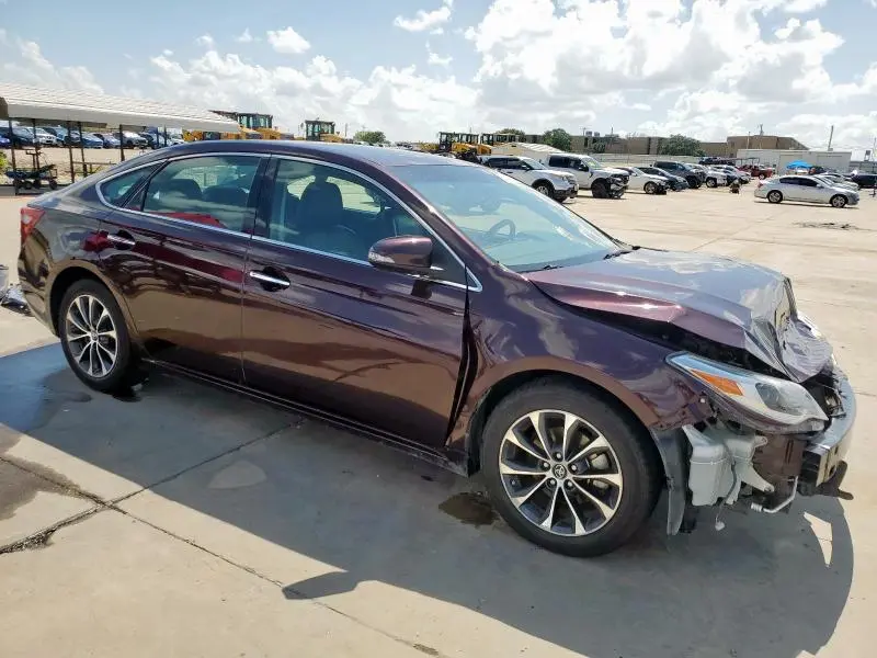 2016 TOYOTA AVALON XLE  