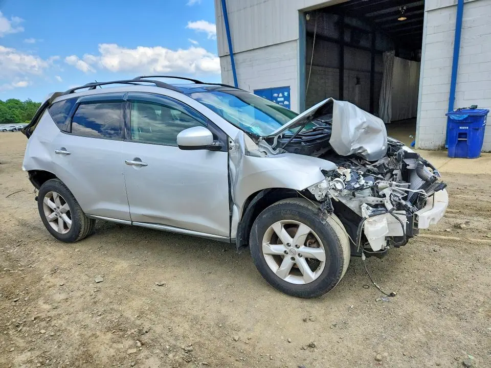2010 NISSAN MURANO S  