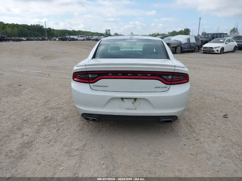 2015 DODGE CHARGER SXT