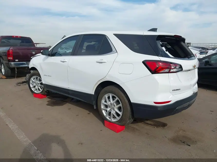 2024 CHEVROLET EQUINOX FWD LT