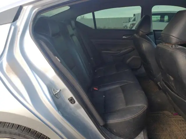 2019 NISSAN ALTIMA SR  