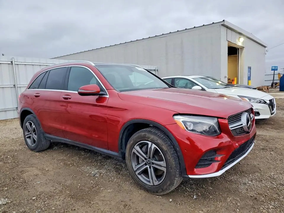 2019 MERCEDES-BENZ GLC 300  