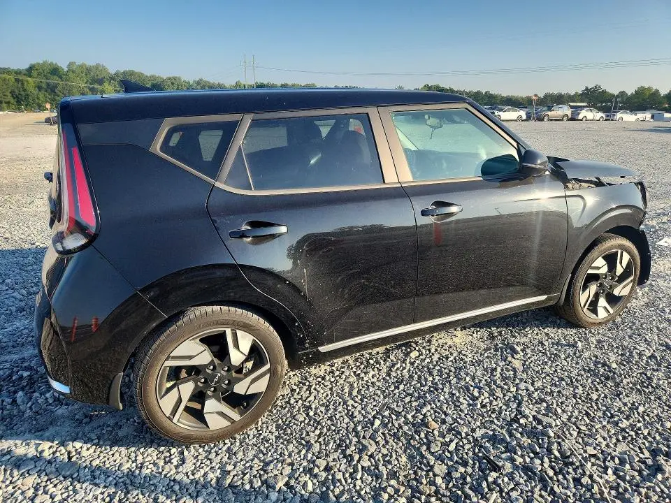2023 KIA SOUL GT LINE  