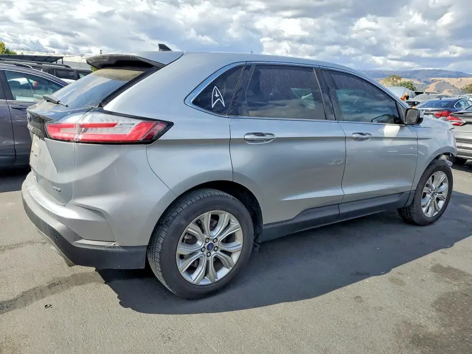 2022 FORD EDGE TITANIUM  