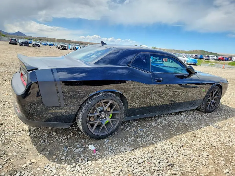 2017 DODGE CHALLENGER R  