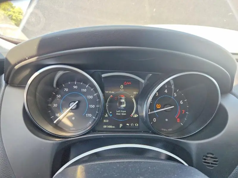 2017 JAGUAR XE PREMIUM  