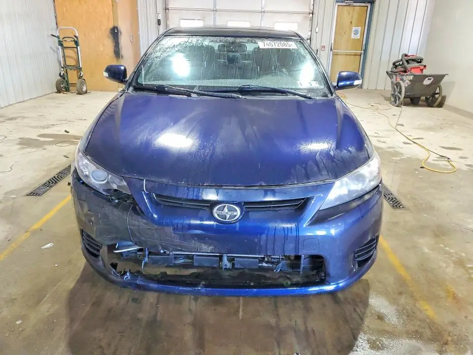 2011 TOYOTA SCION TC   