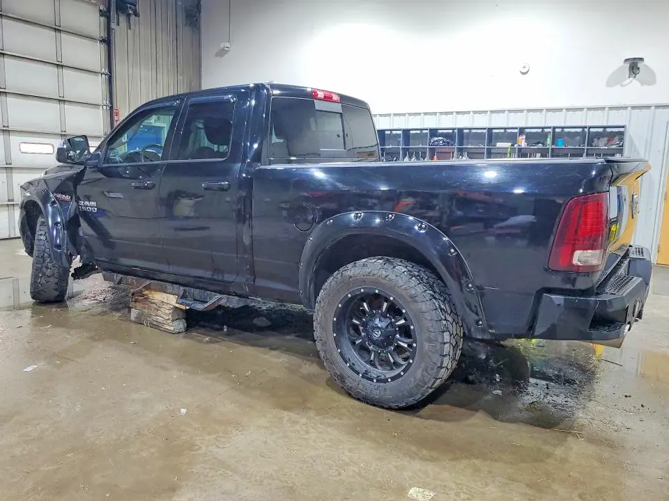 2013 RAM 1500 SPORT  