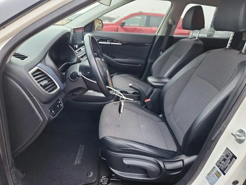 2021 KIA SELTOS S  