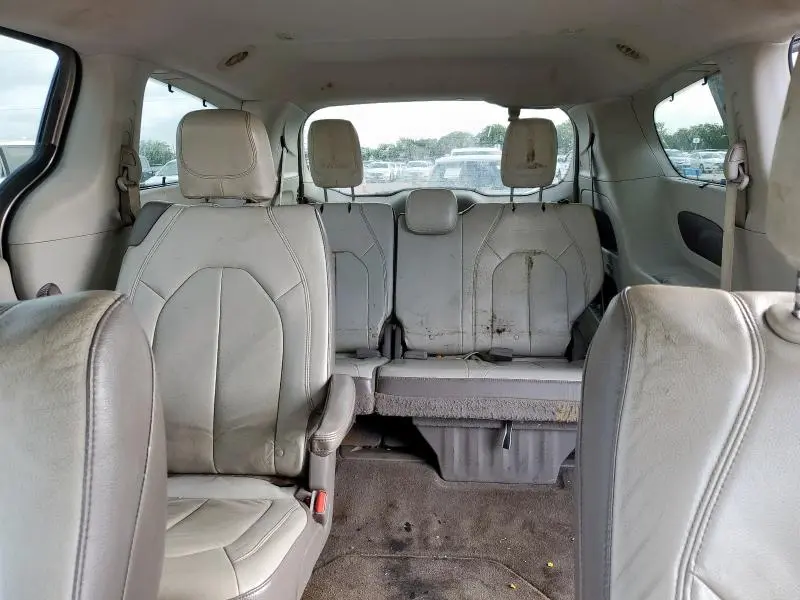 2017 CHRYSLER PACIFICA TOURING L  