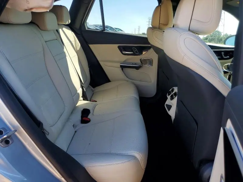 2023 MERCEDES-BENZ GLC 300  
