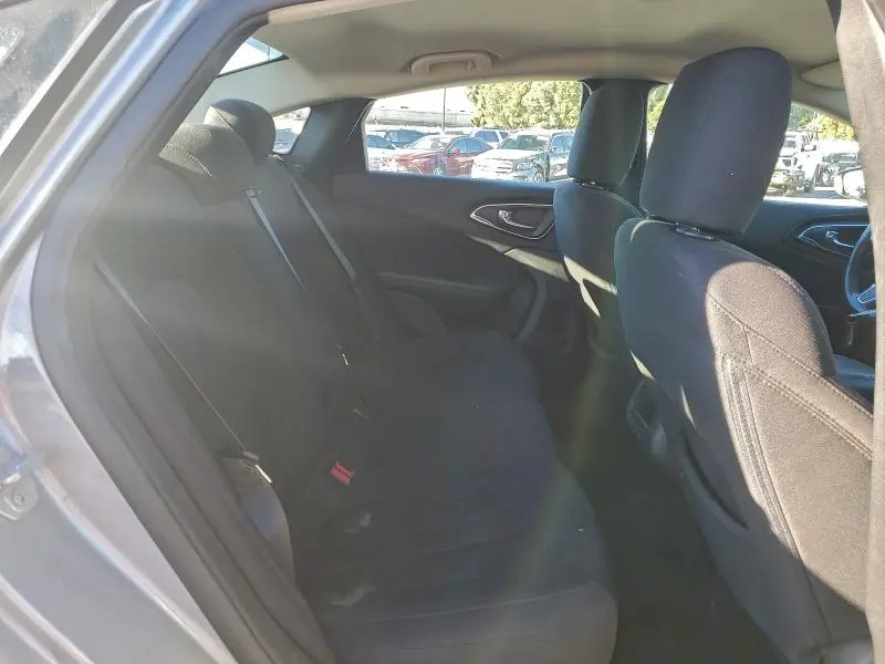 2015 CHRYSLER 200 LIMITED  