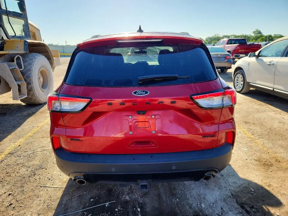 2022 FORD ESCAPE SEL  