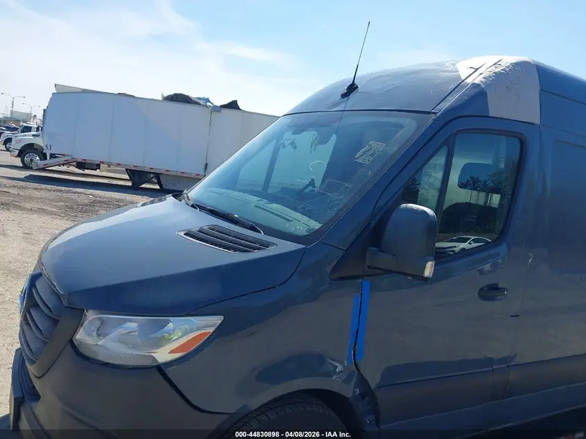 2019 MERCEDES-BENZ SPRINTER 2500 STANDARD ROOF V6