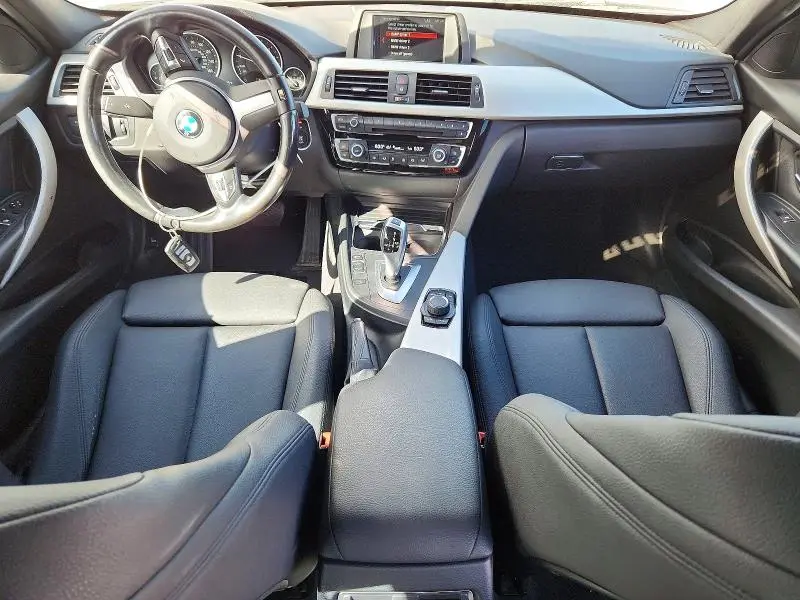 2018 BMW 320 XI  