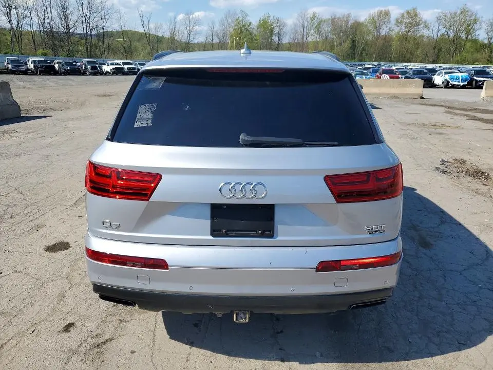 2017 AUDI Q7 PRESTIGE  