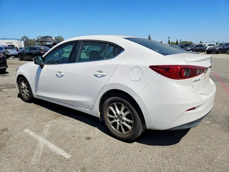 2015 MAZDA 3 TOURING  