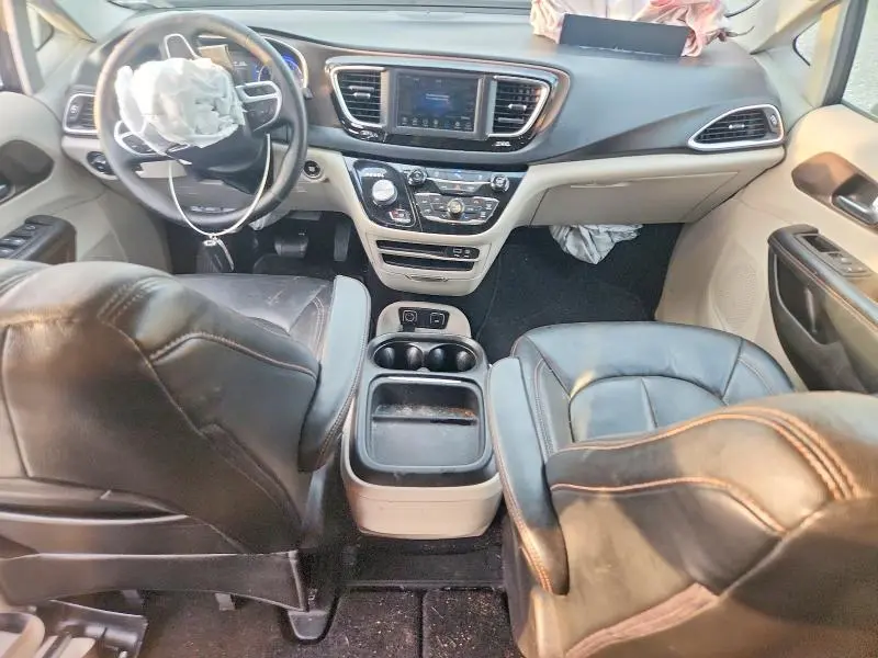 2019 CHRYSLER PACIFICA TOURING PLUS  