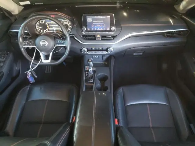 2022 NISSAN ALTIMA SR  