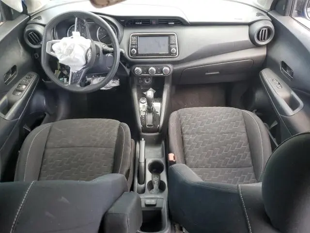 2022 NISSAN KICKS S  