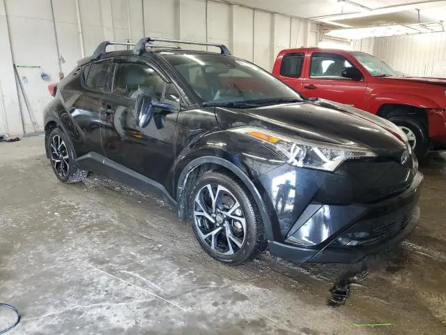 2019 TOYOTA C-HR XLE  