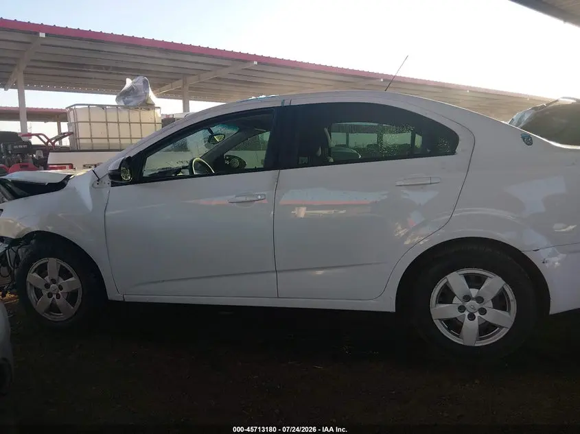 2015 CHEVROLET SONIC LS AUTO