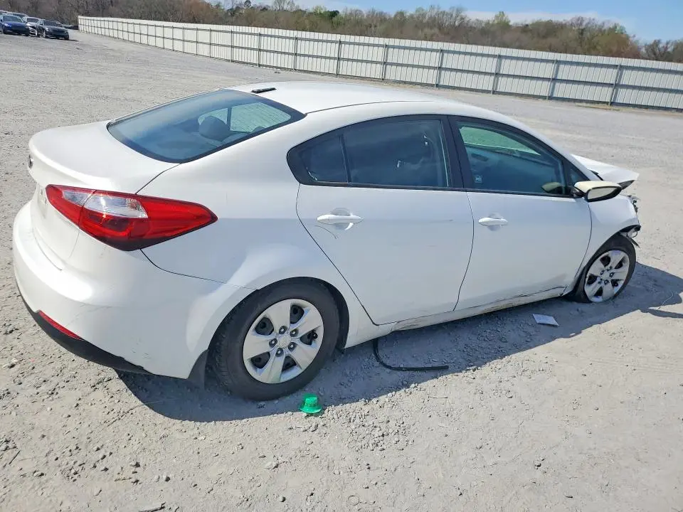 2016 KIA FORTE   
