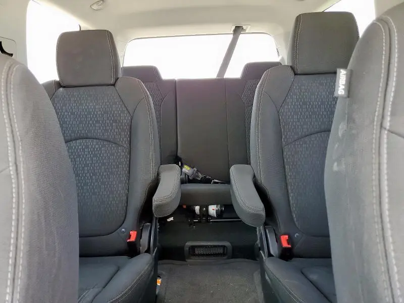2016 GMC ACADIA SLE  