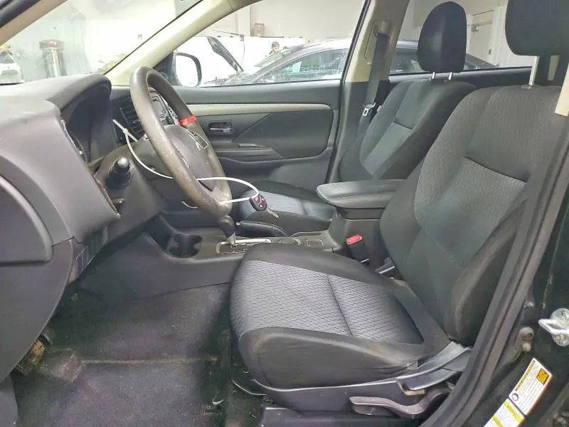 2014 MITSUBISHI OUTLANDER ES  