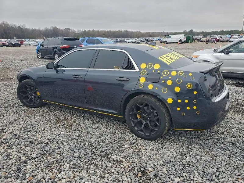 2018 CHRYSLER 300C   