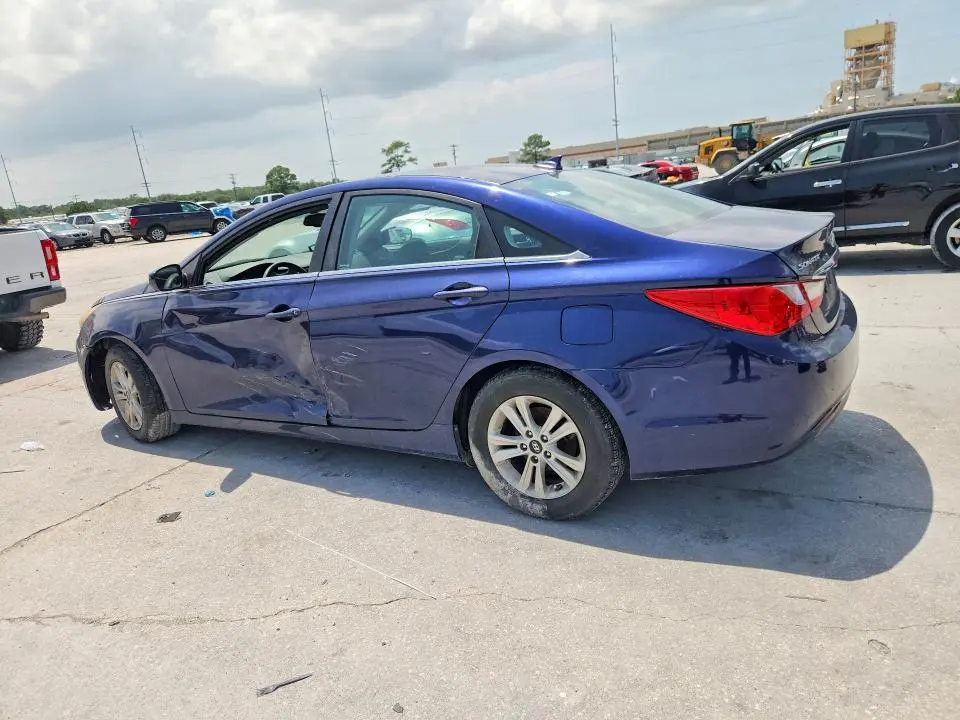 2013 HYUNDAI SONATA GLS  