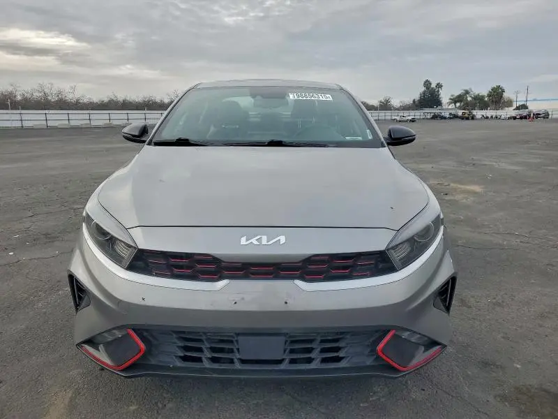 2022 KIA FORTE GT LINE  