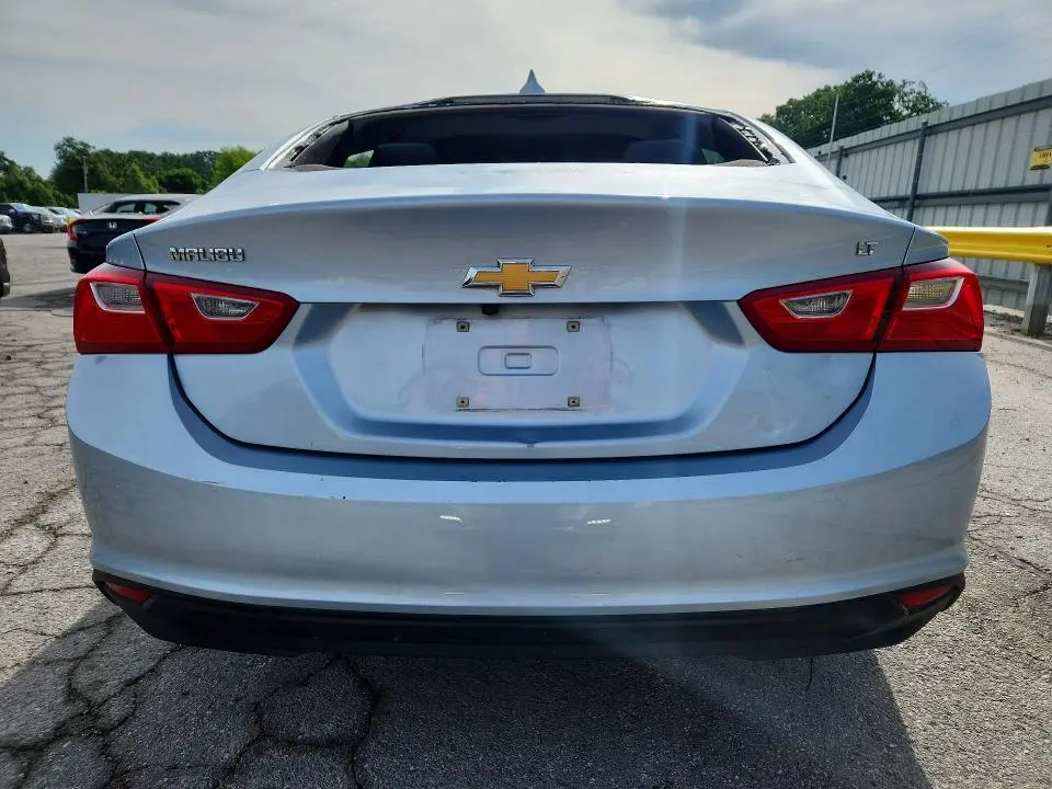 2017 CHEVROLET MALIBU LT  