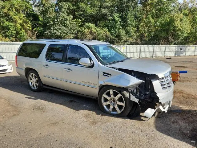 2011 CADILLAC ESCALADE ESV PREMIUM  