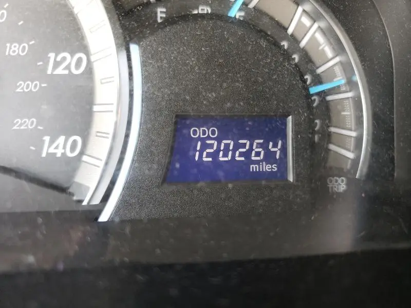 2013 TOYOTA CAMRY L